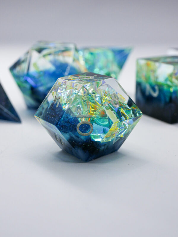 Dice - Prismatic Compass