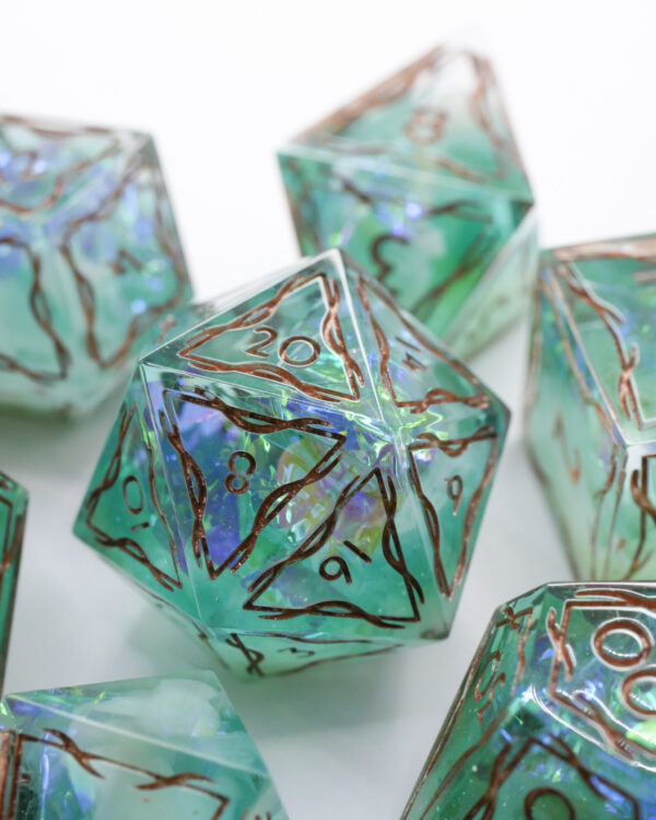Elven Dice Set - Pristine Projection (1) Elven Dice - Pristine Projection