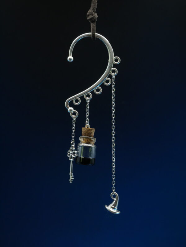 Ear Cuff Potion Silver - Black