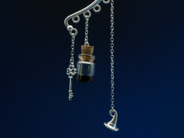 Ear Cuff Potion Silver - Black