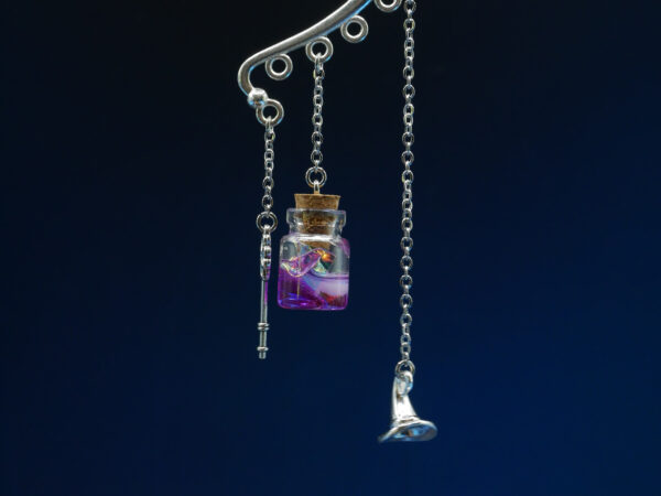 Ear Cuff Potion Silver - Purple Mylar