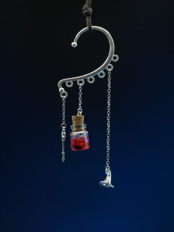 Ear Cuff Potion Silver - Red