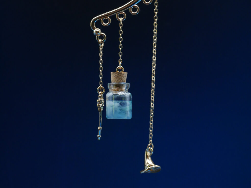 Ear Cuff Potion KC Gold - Stormy Blue