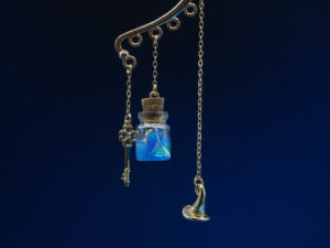 JUL-POT-05 Ear Cuff Potion KC Gold - Blue (2) Ear Cuff Potion KC Gold - Blue