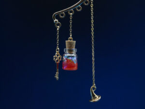 JUL-POT-06 Ear Cuff Potion KC Gold - Red (2) Ear Cuff Potion KC Gold - Red