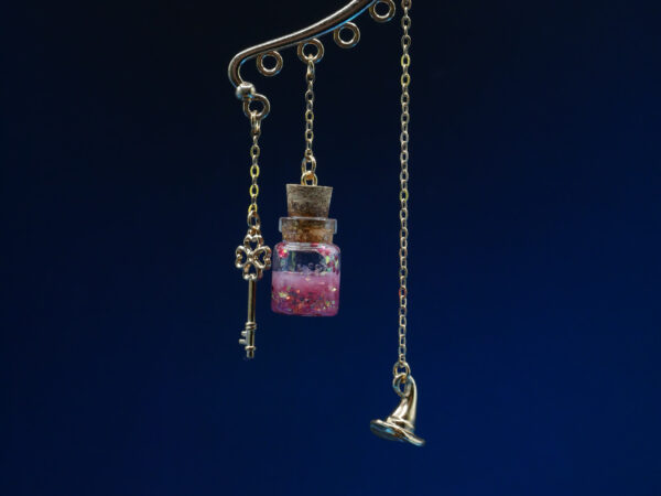 Ear Cuff Potion KC Gold - Glitter Red