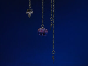 Ear Cuff Pumpkin Bronze - Blue Red